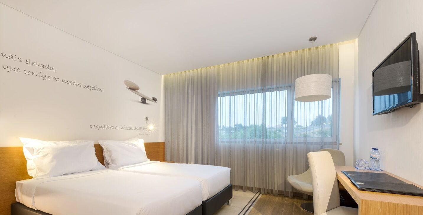 Hotel Tryp By Wyndham Leiria Exteriér fotografie