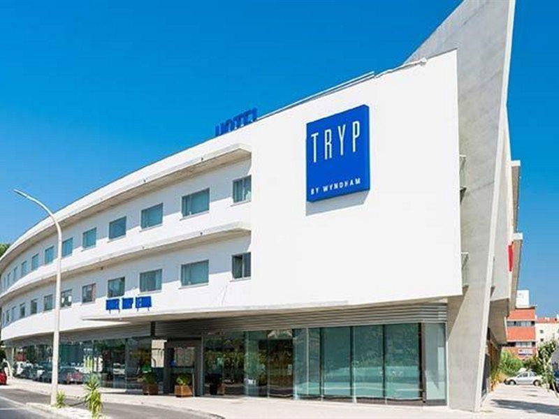 Hotel Tryp By Wyndham Leiria Exteriér fotografie
